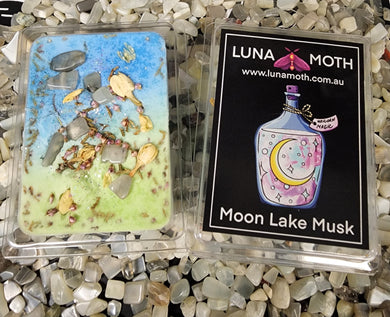 Moon Lake Musk Botanical & Crystal Melt