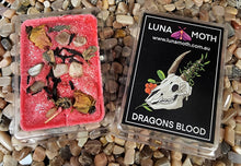 Load image into Gallery viewer, Dragons Blood Botanical &amp; Crystal Melt