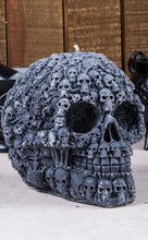 Load image into Gallery viewer, Frootloops Lost Souls Skull Candle