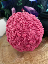 Load image into Gallery viewer, French Vanilla Bourbon Lost Souls Skull Candle