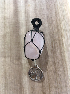 Macrame Gemstone Pendant: Rose Quartz