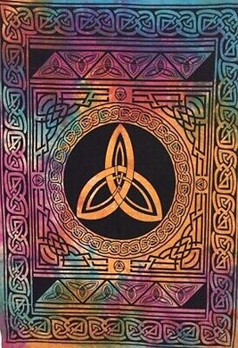 Cotton Tapestry Triquetra Rainbow 100 x 75cm